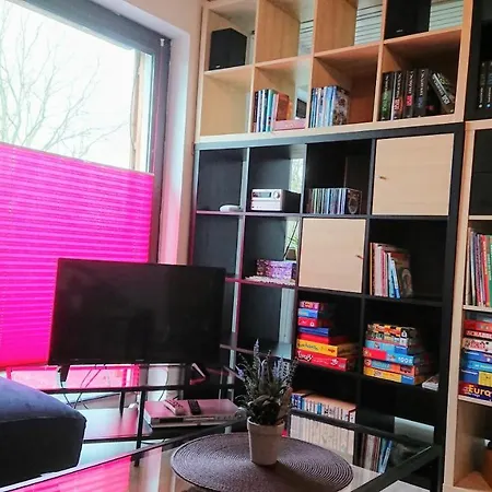 Appartement Fewo Farbenfroh